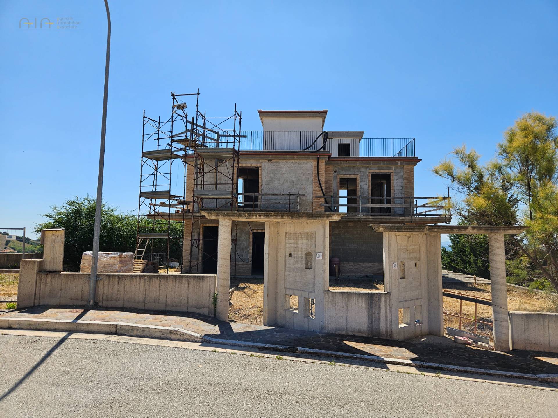 Villino a schiera / bifamiliare in vendita a Offida, Collinare / Campagna