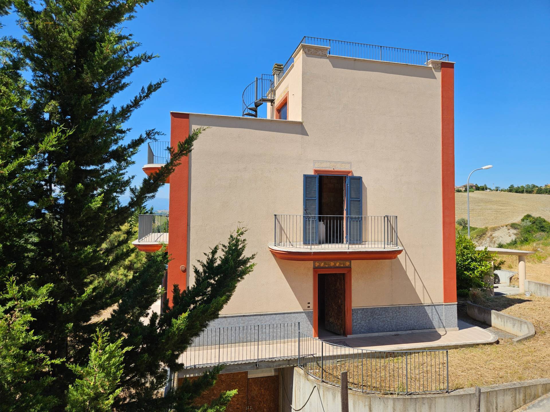 Villa singola in vendita a Offida, Collinare / Campagna