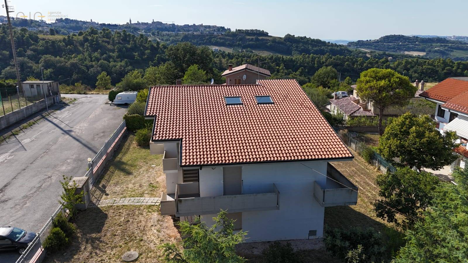 Casa cielo - terra in vendita a Ripatransone, Santa Maria della Petrella
