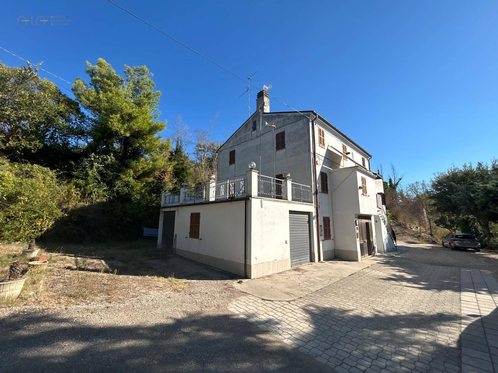 Casale Colonico Rustico in vendita a Montefiore dell'Aso, San Giovanni