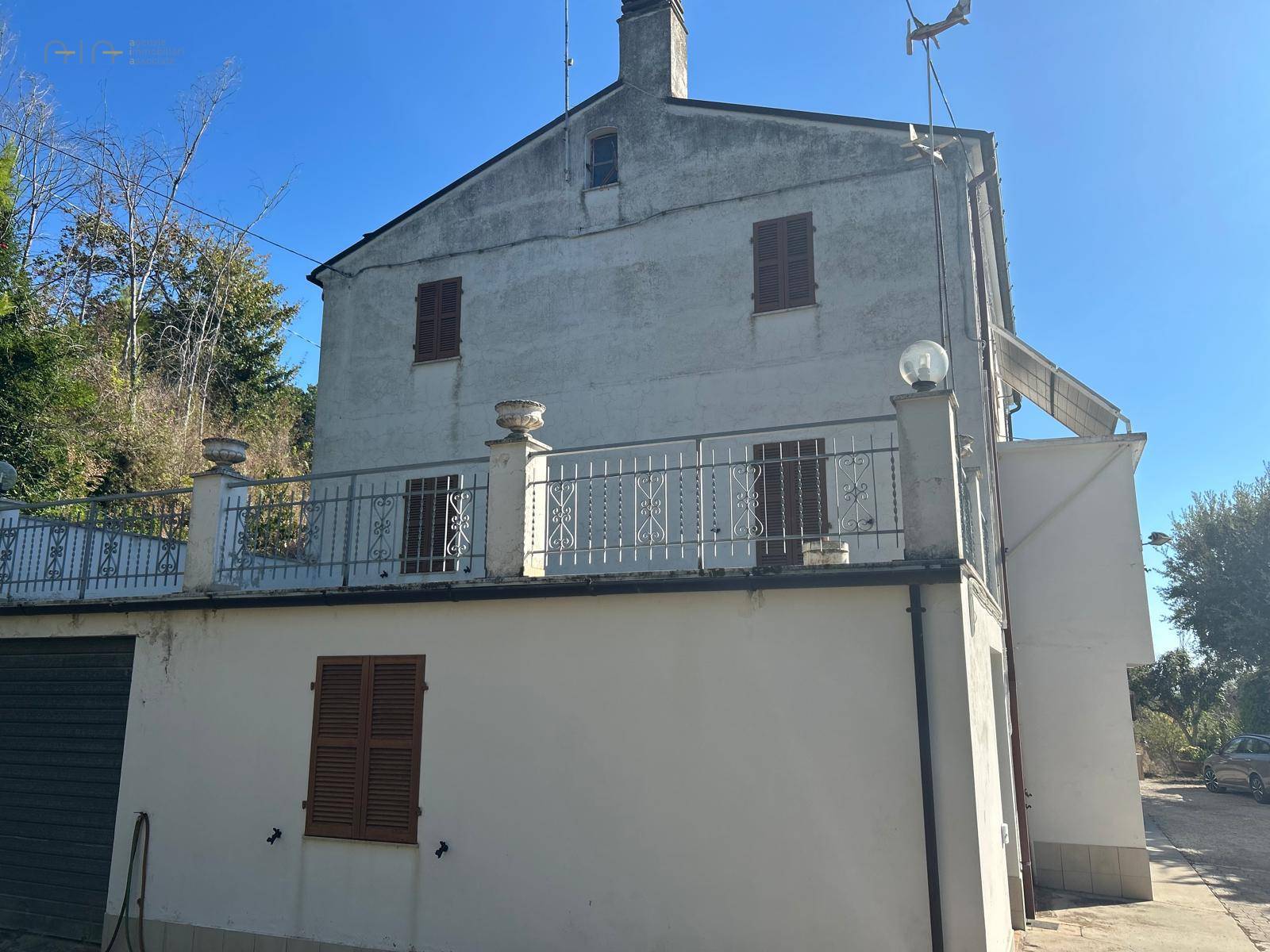Casale Colonico Rustico in vendita a Montefiore dell'Aso, San Giovanni
