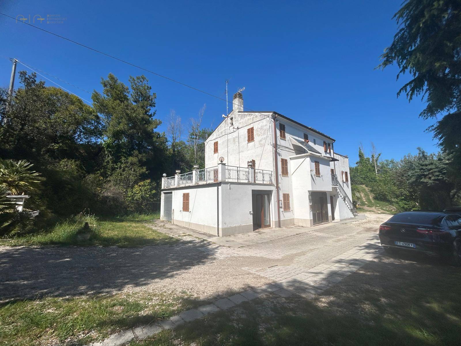 Casale Colonico Rustico in vendita a Montefiore dell'Aso, San Giovanni