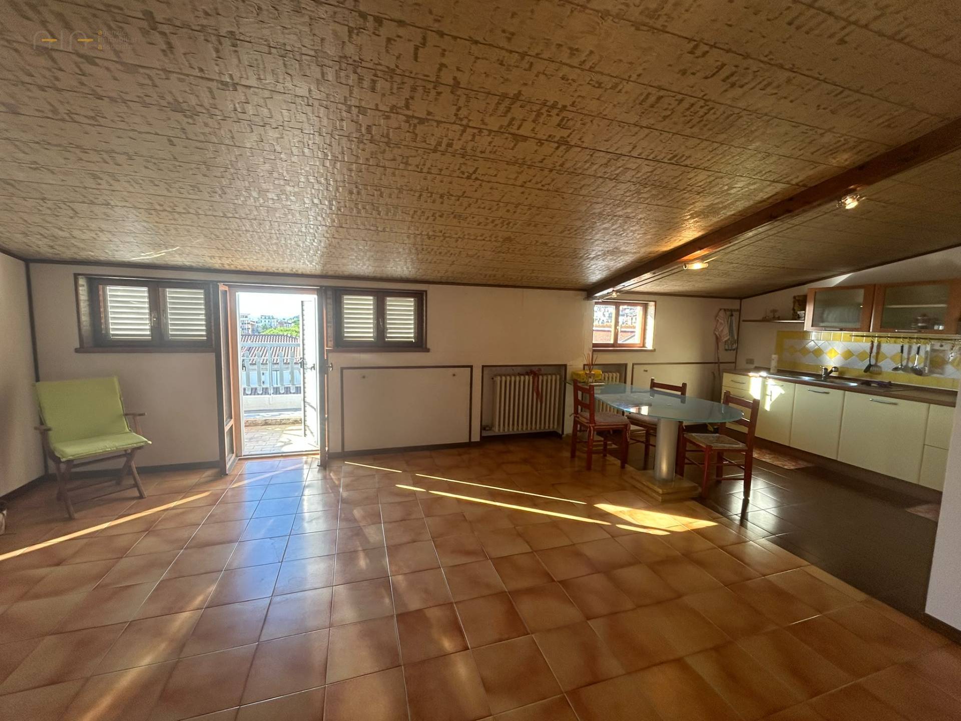 Appartamento in vendita a Cupra Marittima, Centrale