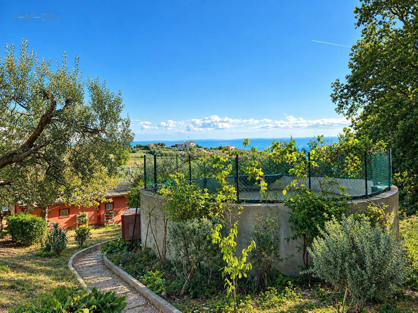 Terreno Agricolo (con / Senza Piccolo Prefabbricato) in vendita a Cupra Marittima, Collinare (al Di 