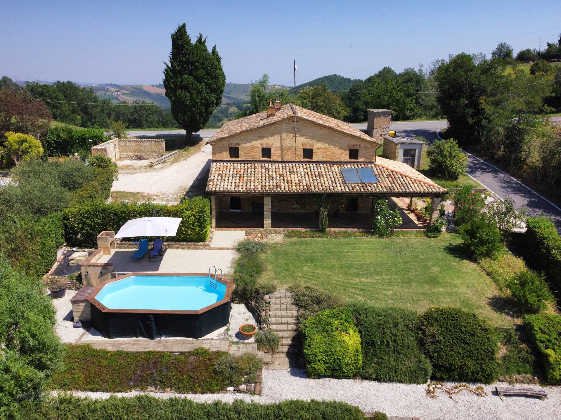Casale Colonico Rustico in vendita a Penna San Giovanni