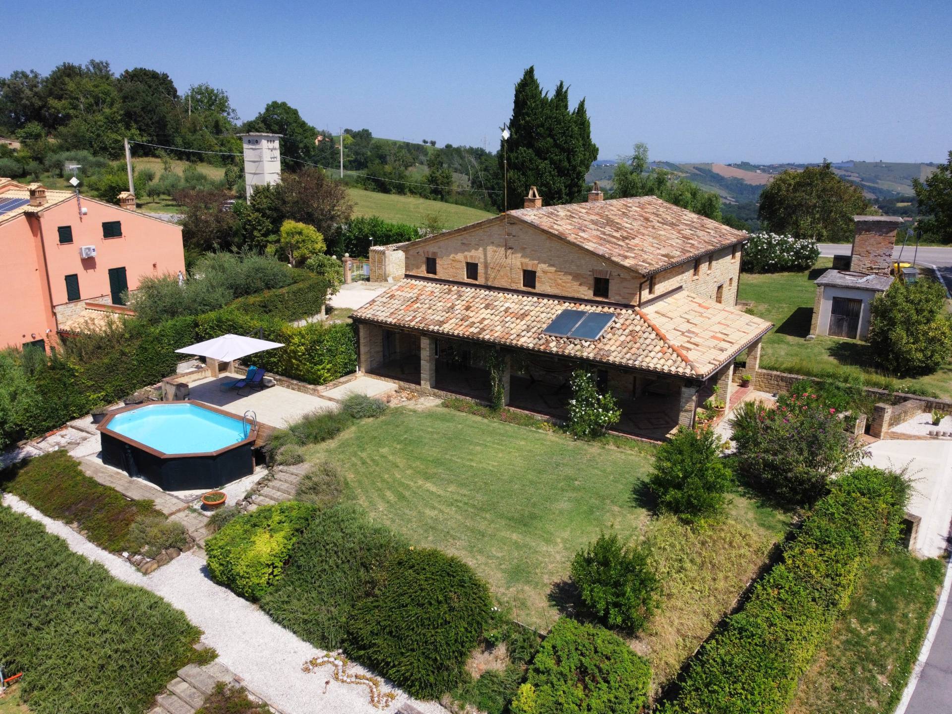 Casale Colonico Rustico in vendita a Penna San Giovanni