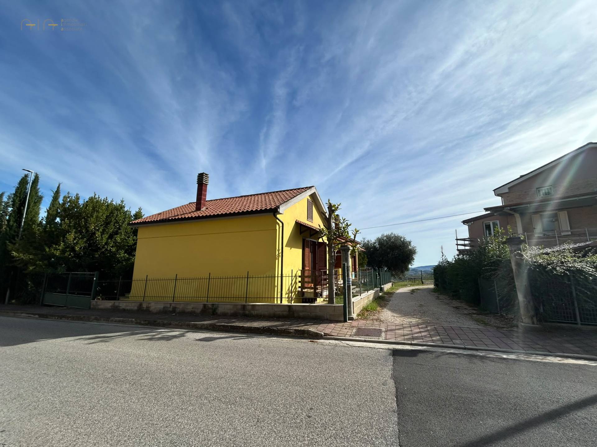 Villa singola in vendita a Castorano, Rocchetta