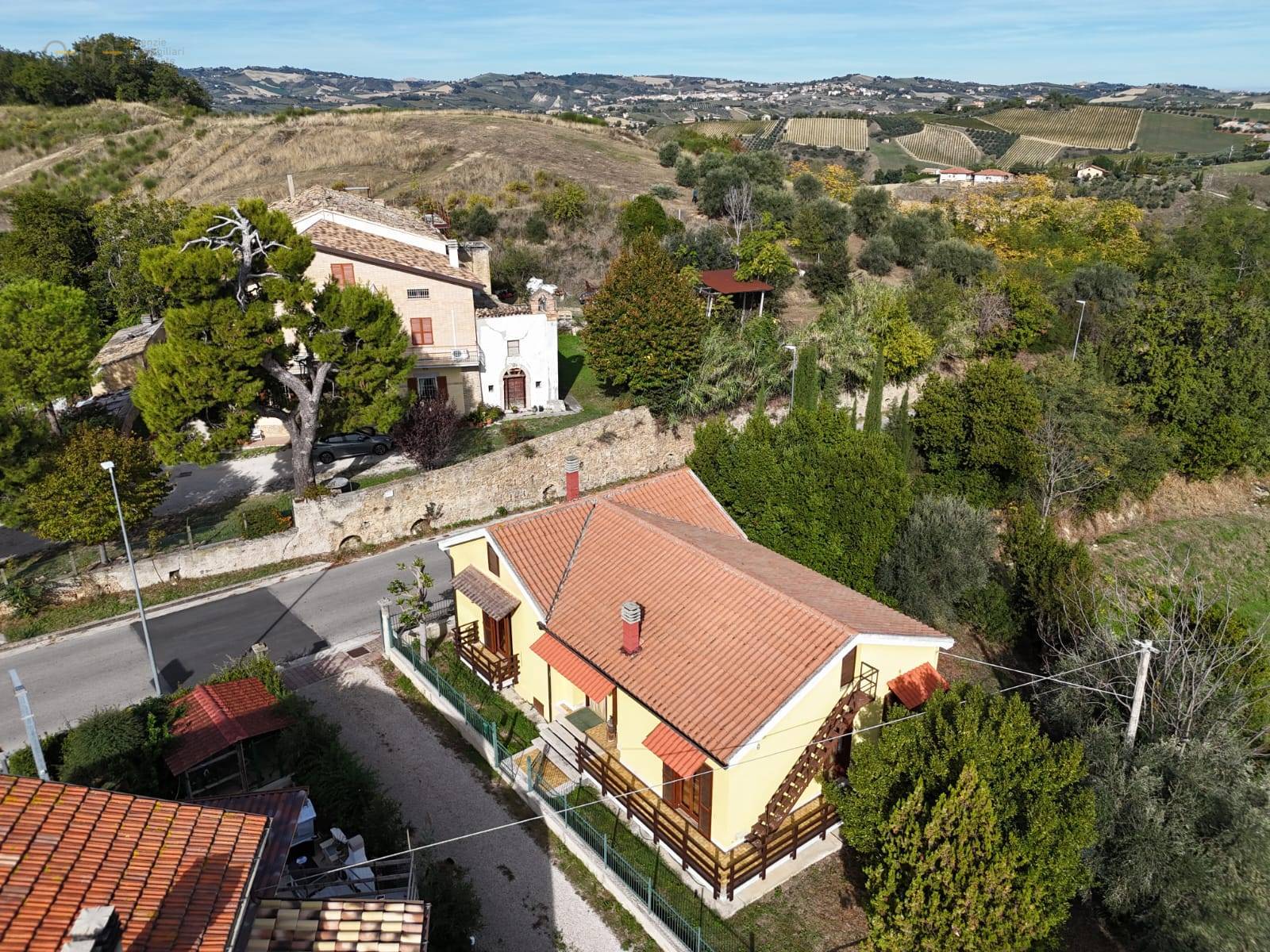 Villa singola in vendita a Castorano, Rocchetta