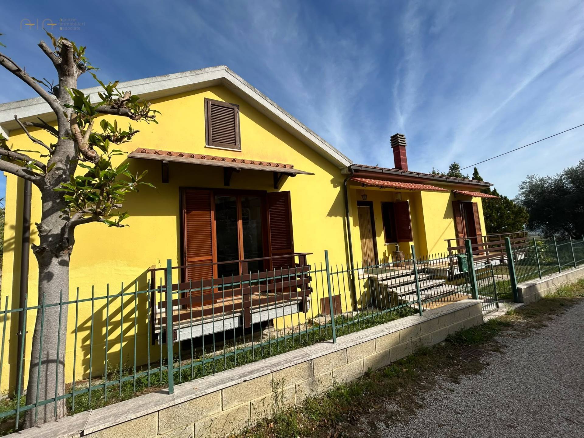 Villa singola in vendita a Castorano, Rocchetta