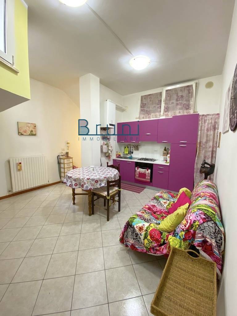 Appartamento in vendita a San Benedetto del Tronto, Centro