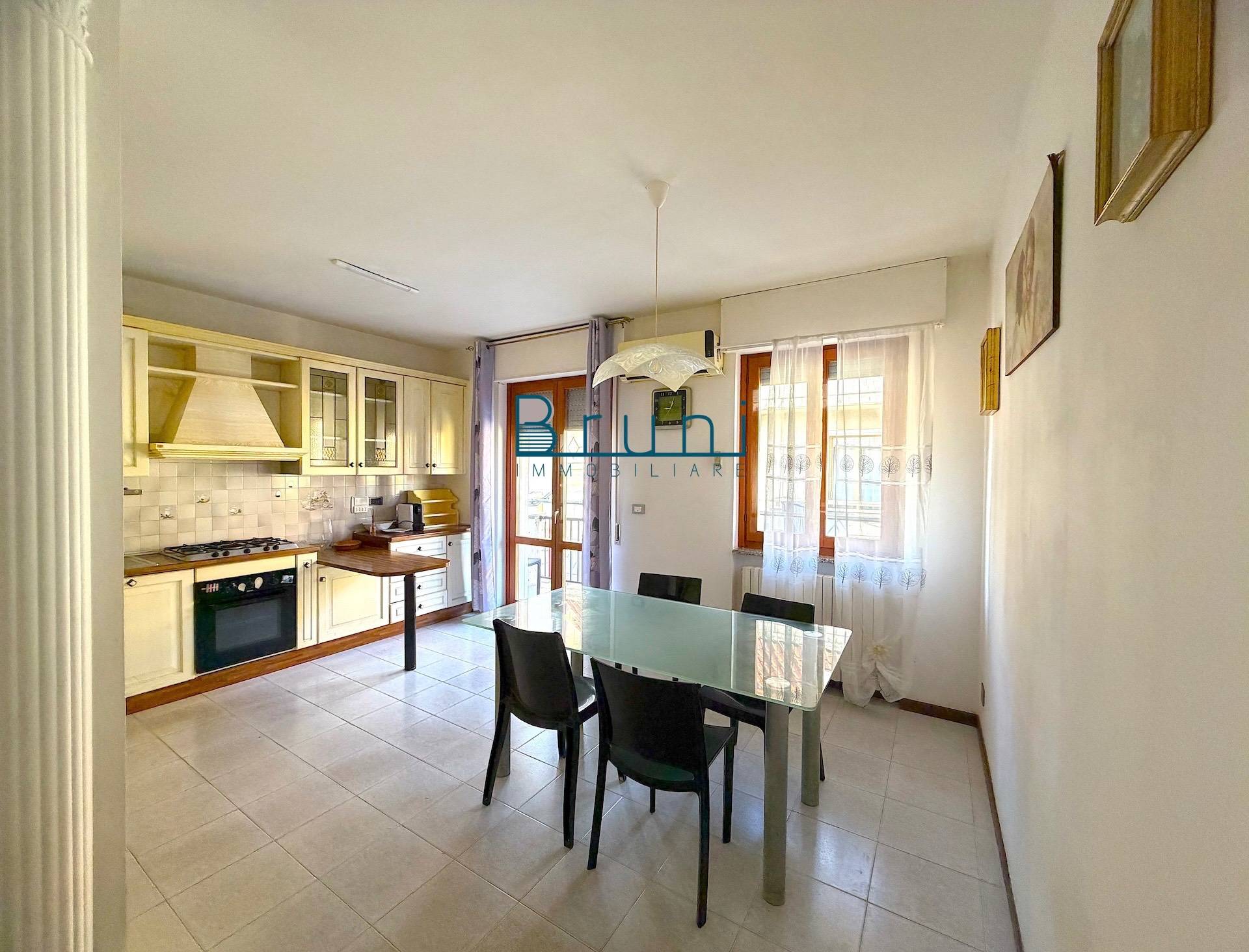 Appartamento in vendita a San Benedetto del Tronto, Zona Agraria