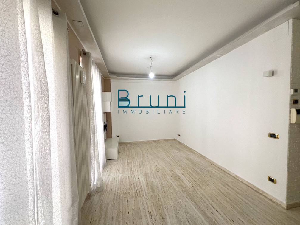 Appartamento in vendita a San Benedetto del Tronto, Centro