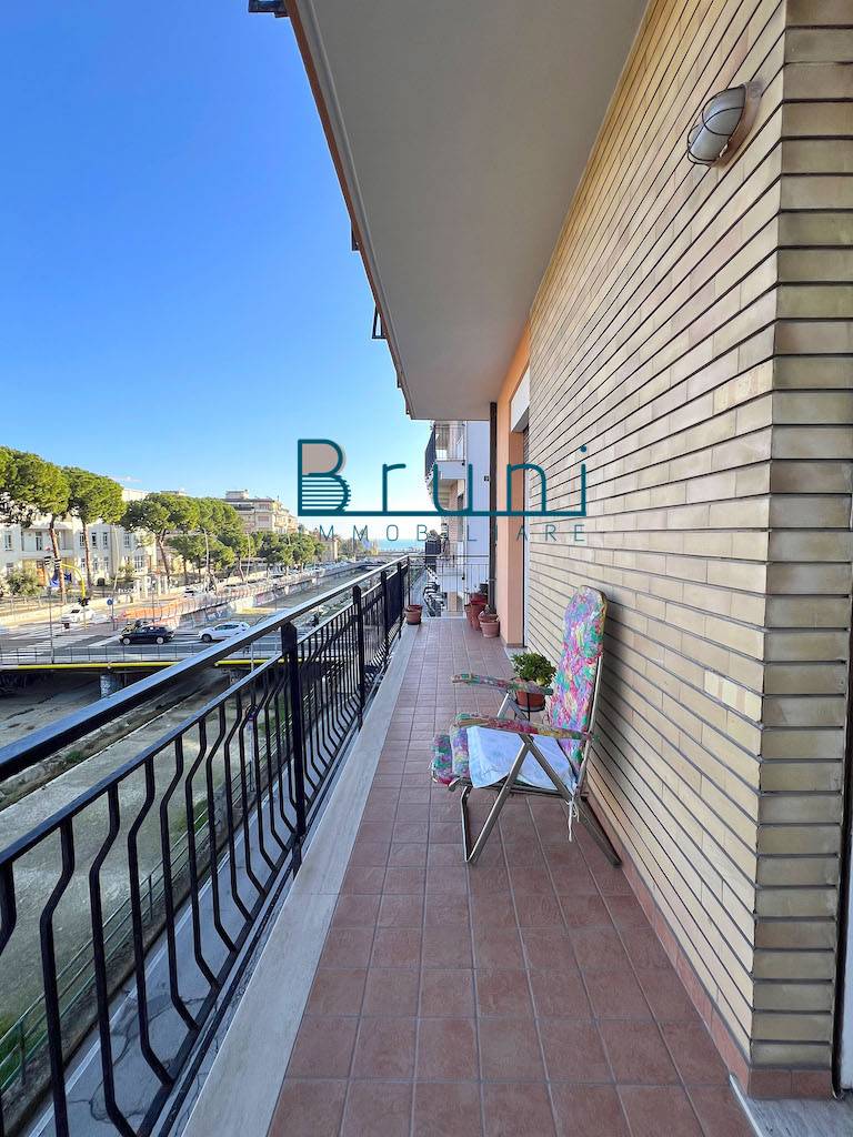 Appartamento in vendita a San Benedetto del Tronto, Zona Viale De Gasperi