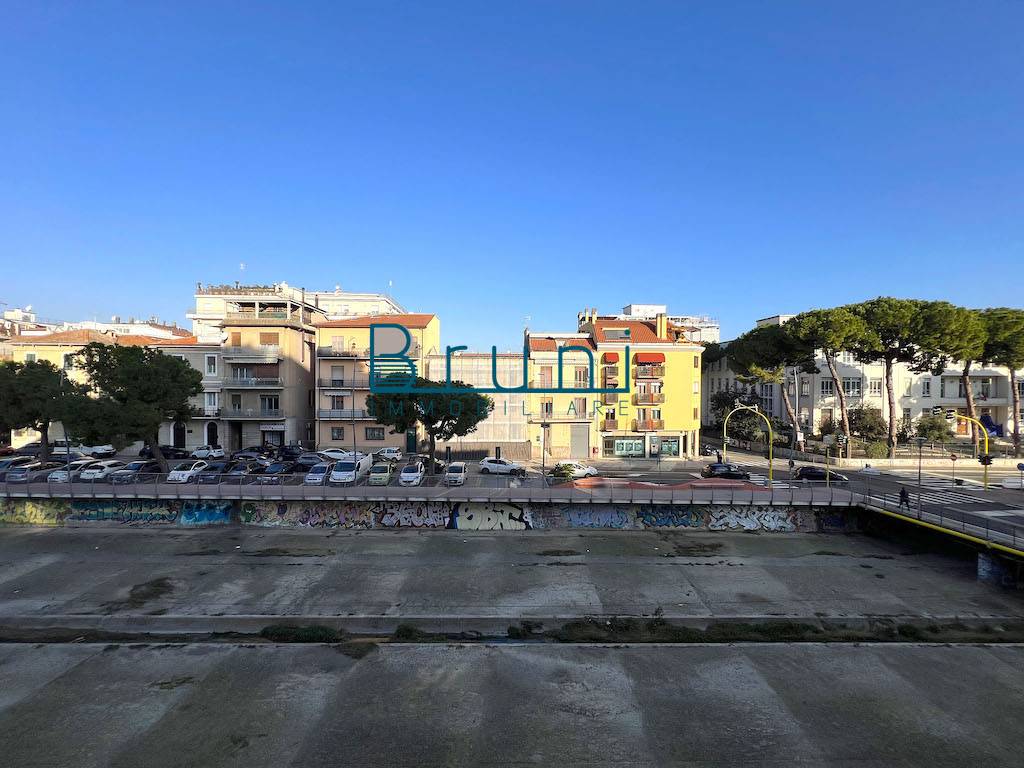 Appartamento in vendita a San Benedetto del Tronto, Zona Viale De Gasperi