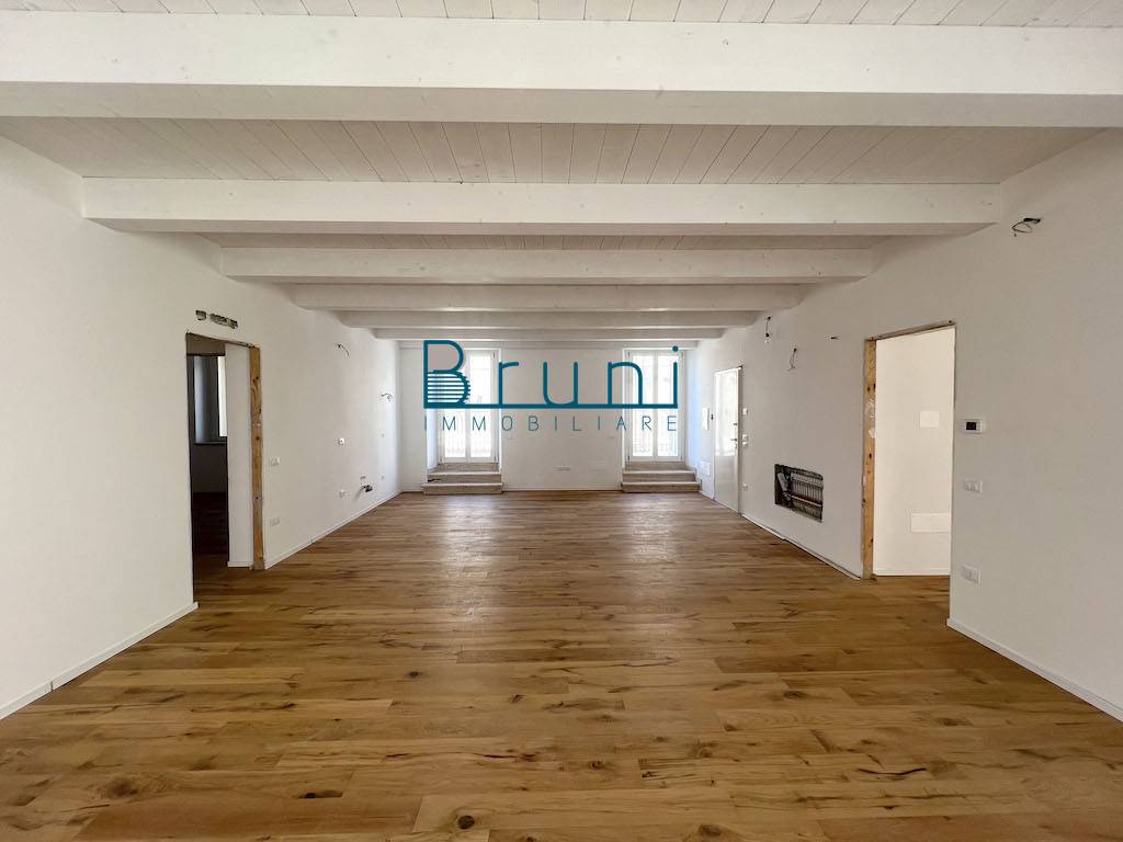 Appartamento in vendita a San Benedetto del Tronto, Centro