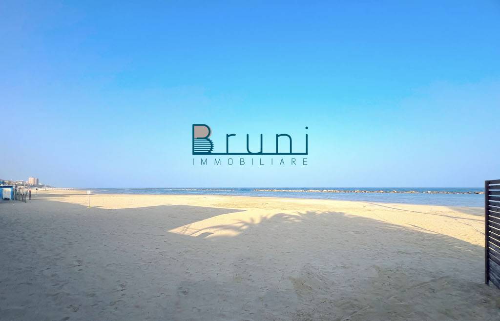 Villino in vendita a Grottammare, Prima Fila Mare