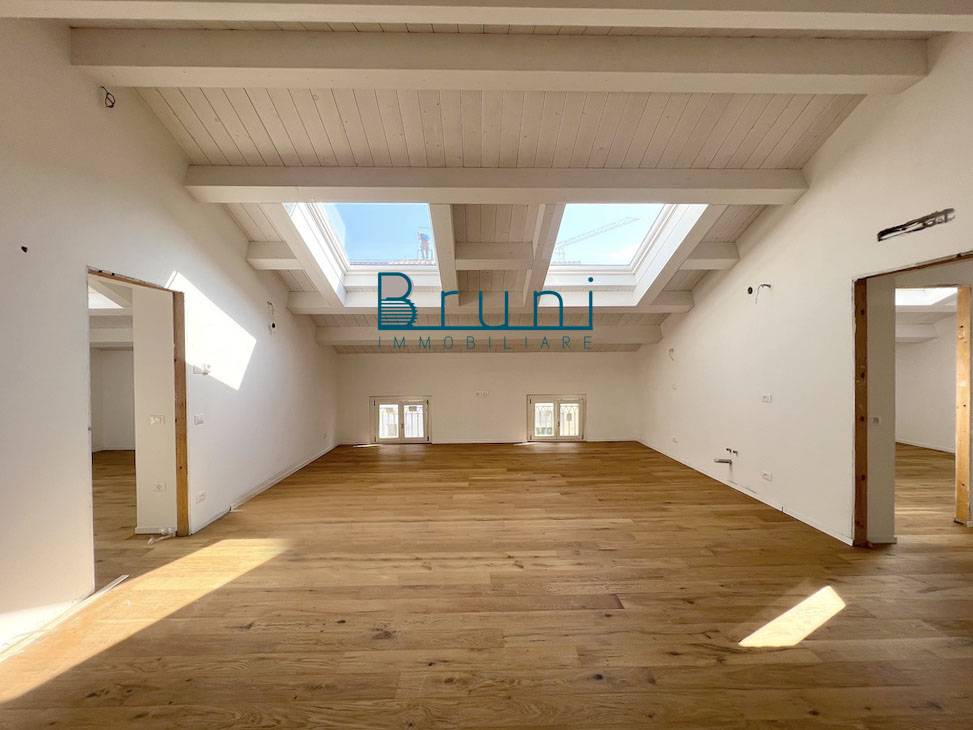 Appartamento in vendita a San Benedetto del Tronto, Centro