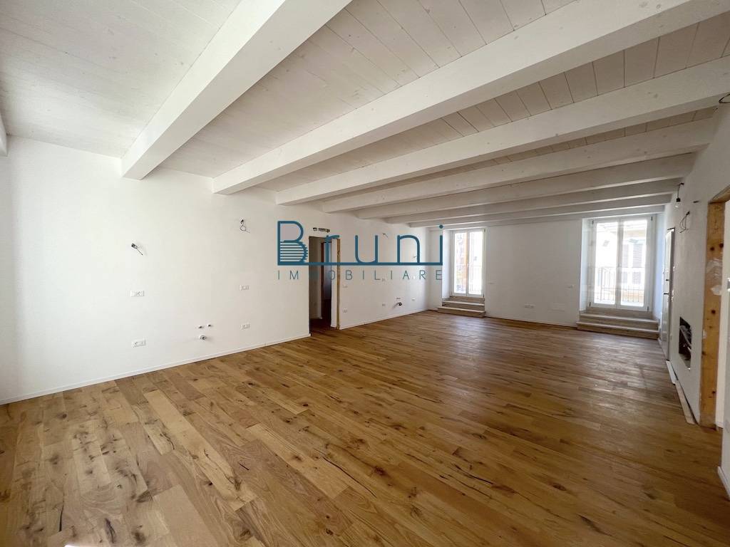 Appartamento in vendita a San Benedetto del Tronto, Centro