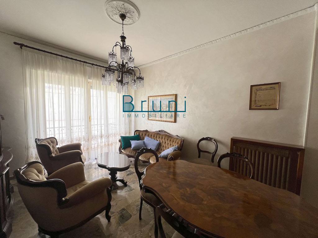 Appartamento in vendita a San Benedetto del Tronto, Zona Viale De Gasperi