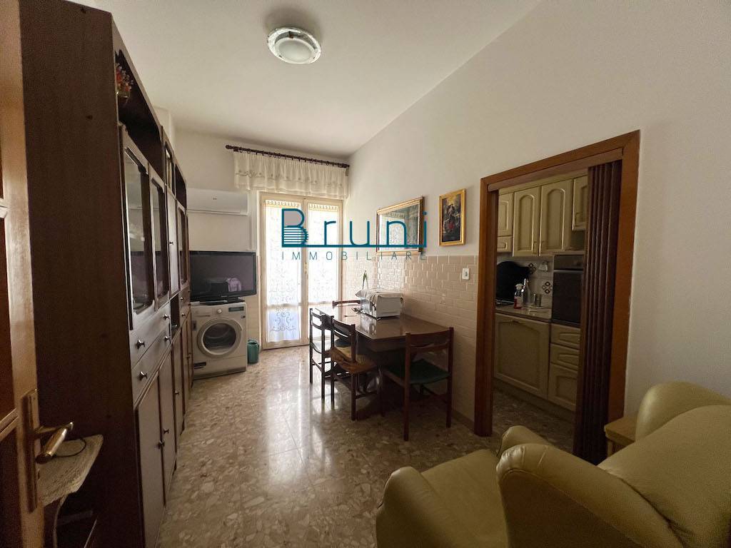 Appartamento in vendita a San Benedetto del Tronto, Zona Viale De Gasperi