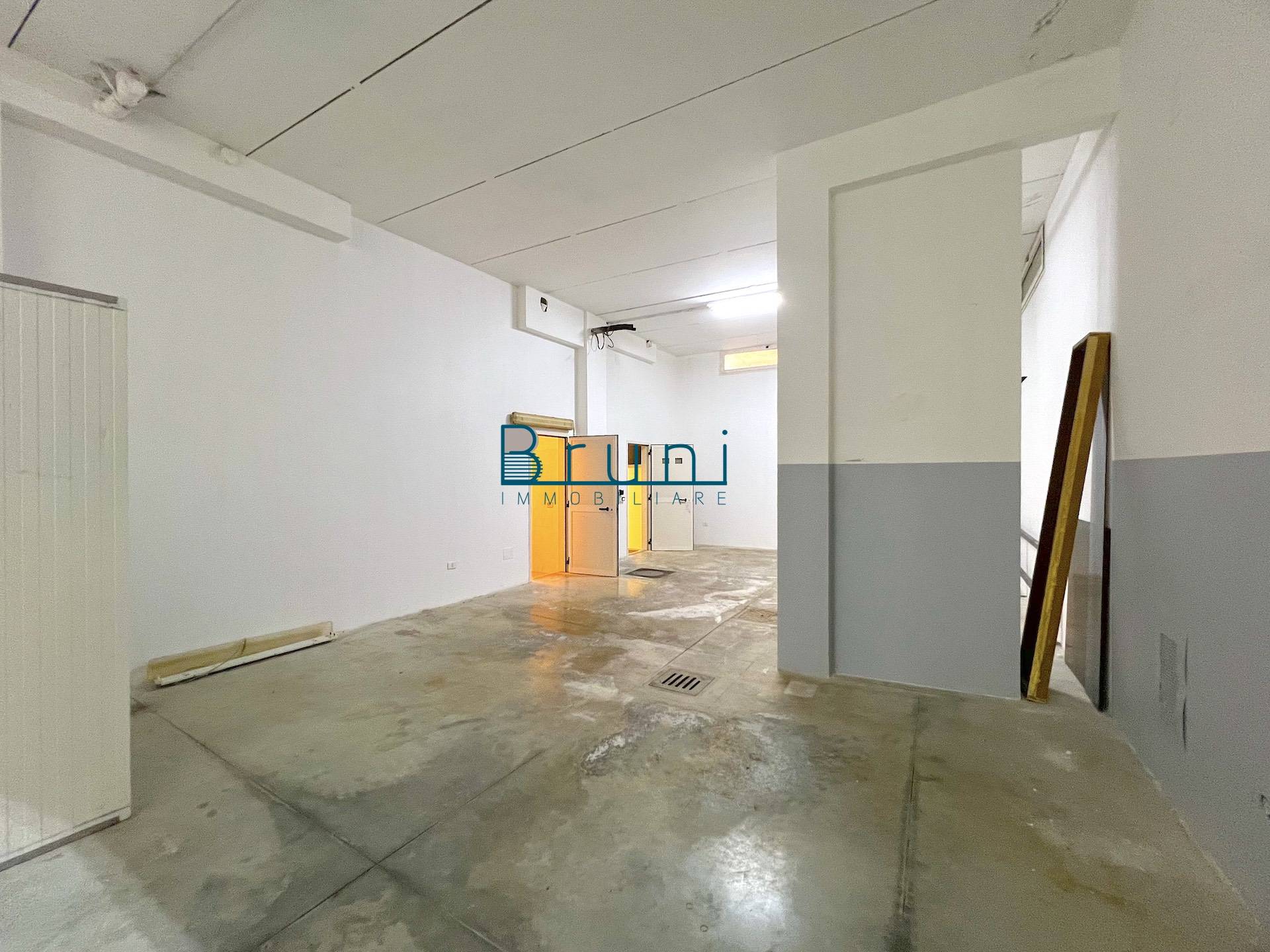 Deposito in affitto a San Benedetto del Tronto, Residenziale