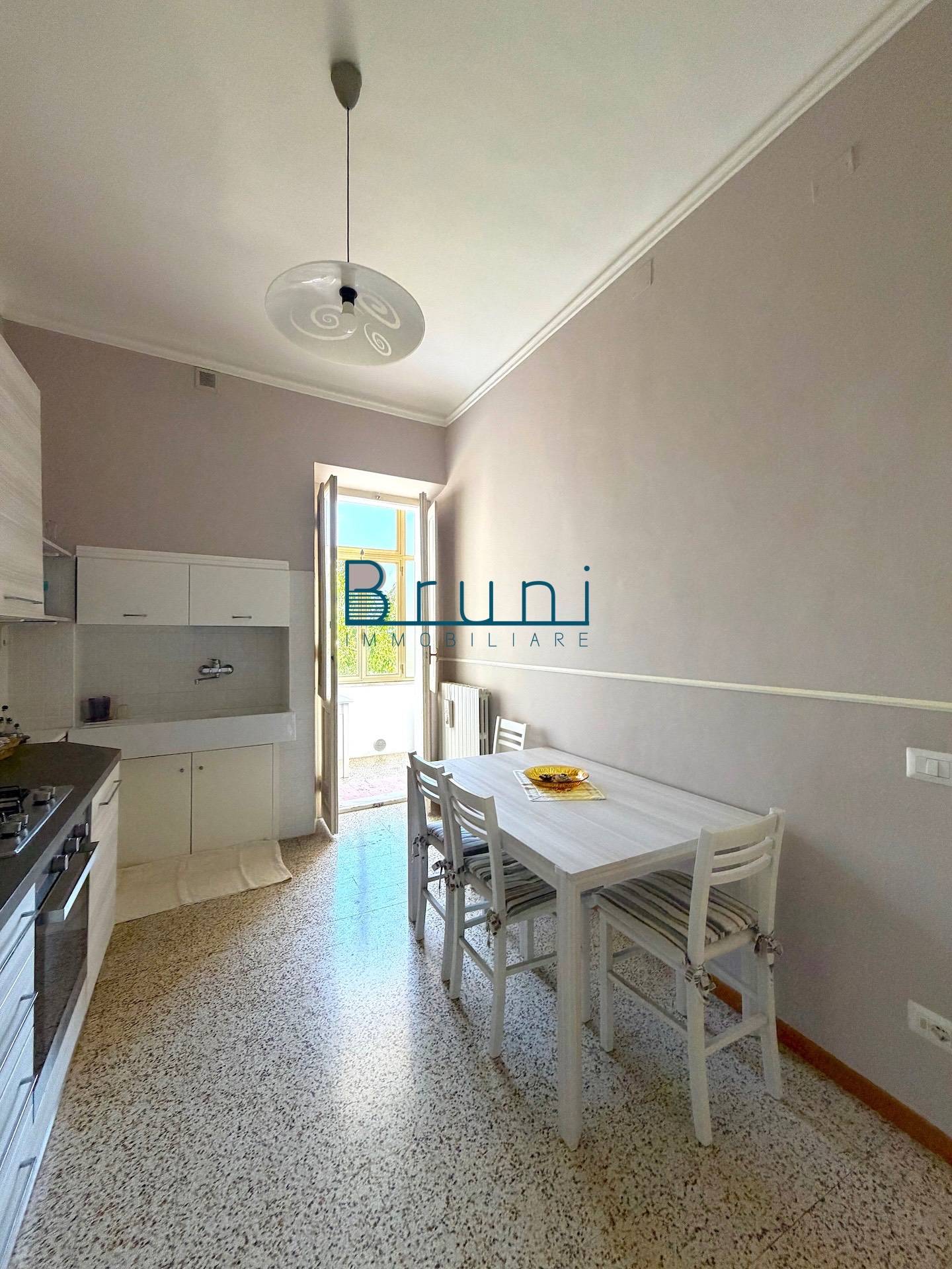 Appartamento in affitto a San Benedetto del Tronto, Paese Alto