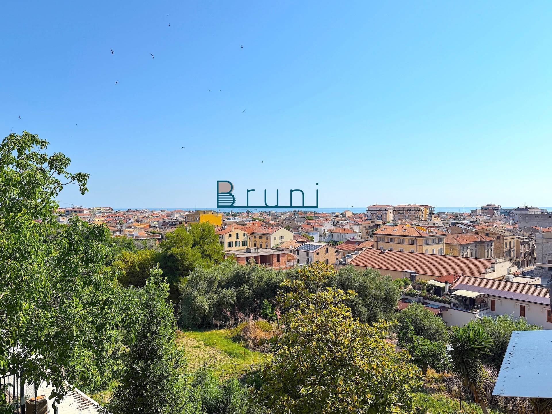 Appartamento in affitto a San Benedetto del Tronto, Paese Alto