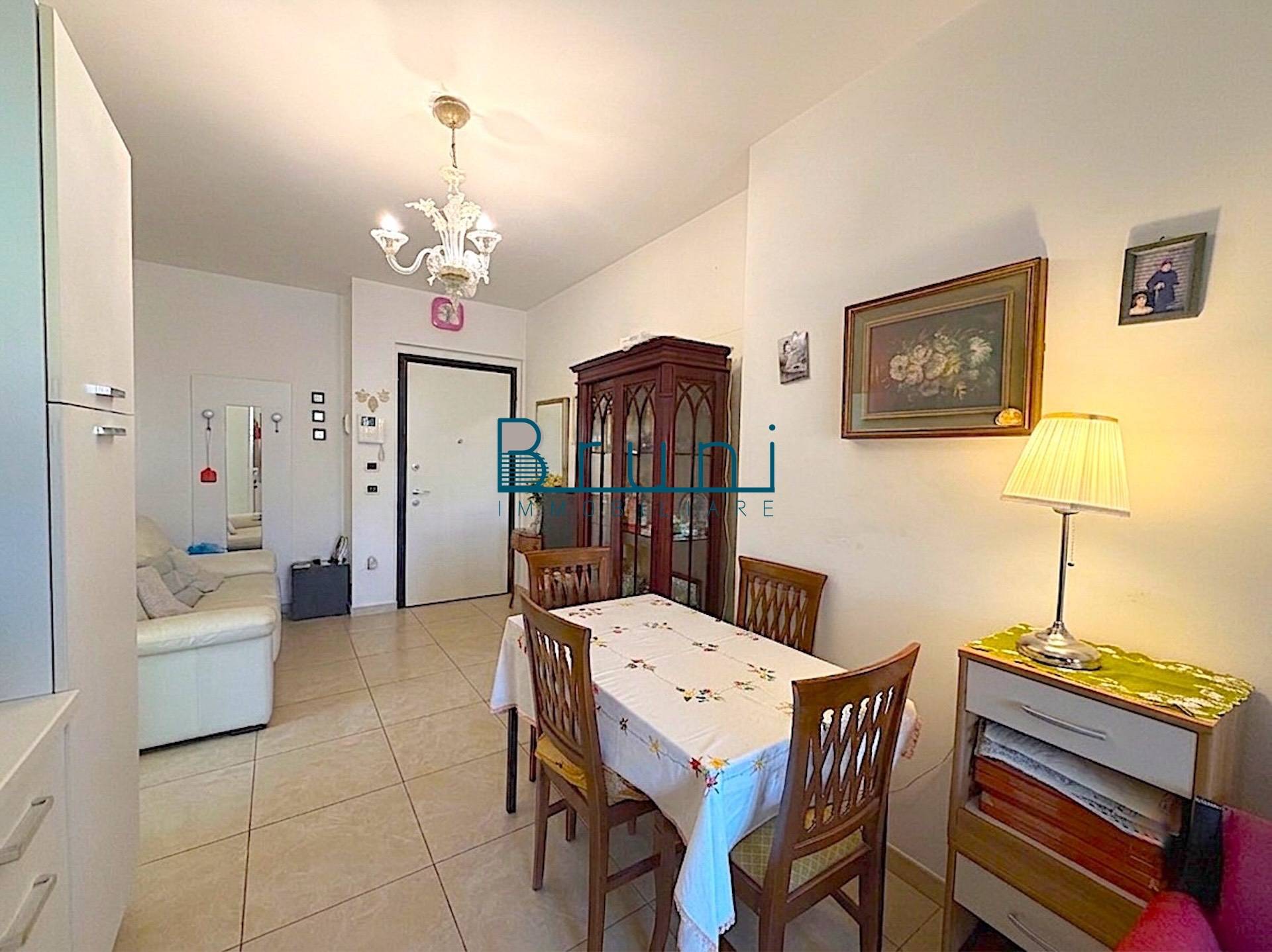 Appartamento in vendita a San Benedetto del Tronto, Lungomare