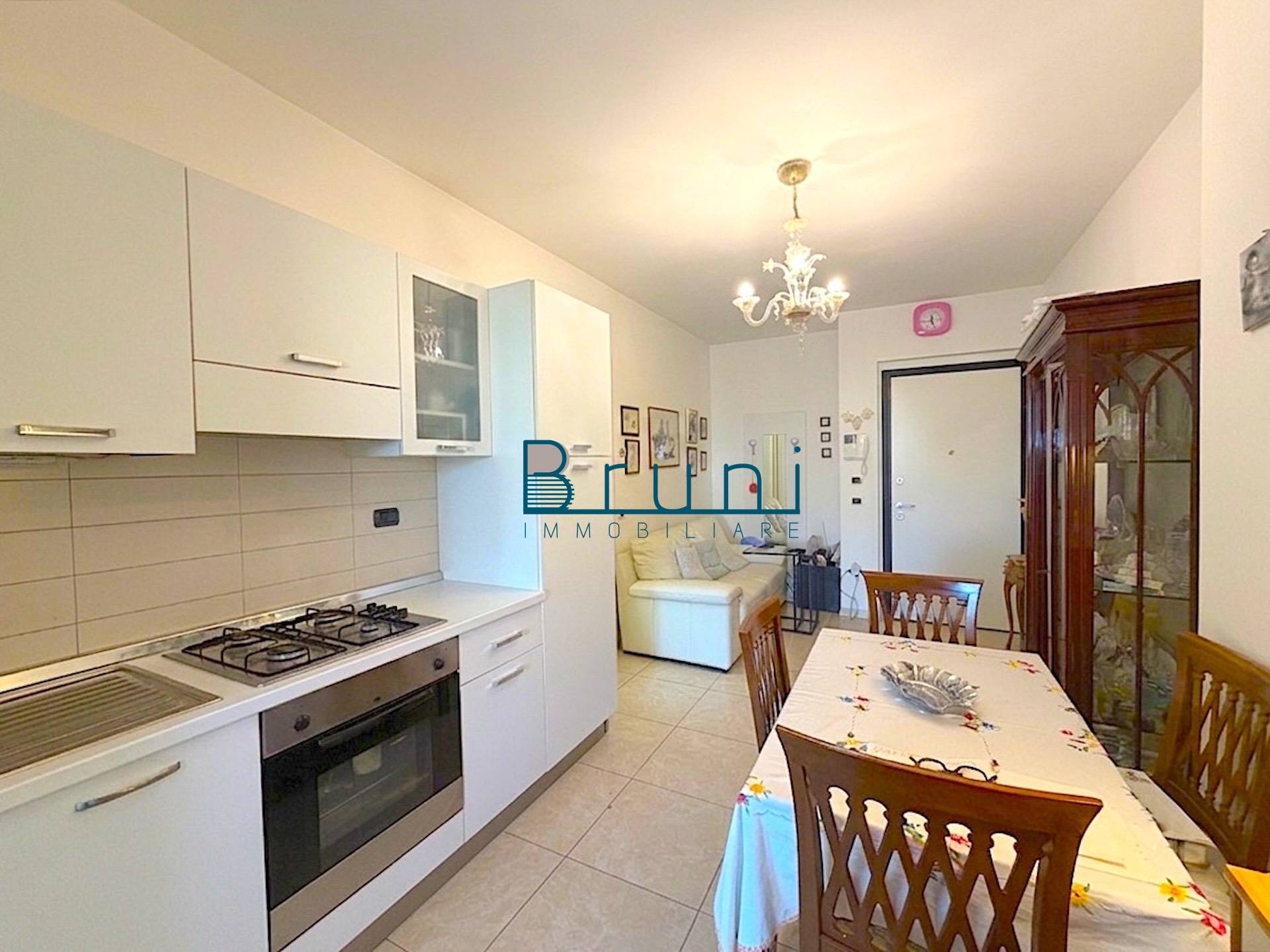 Appartamento in vendita a San Benedetto del Tronto, Lungomare