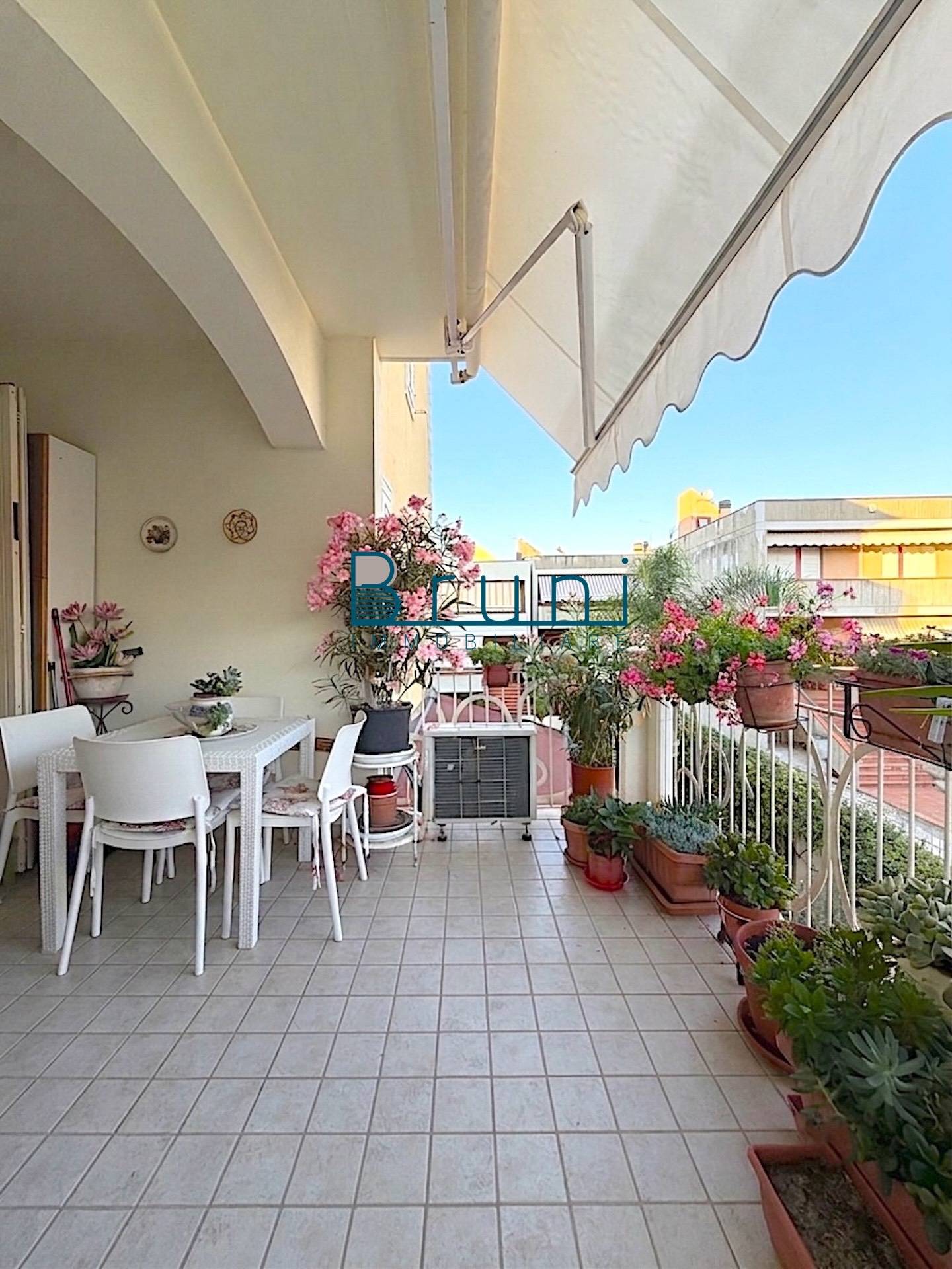 Appartamento in vendita a San Benedetto del Tronto, Lungomare