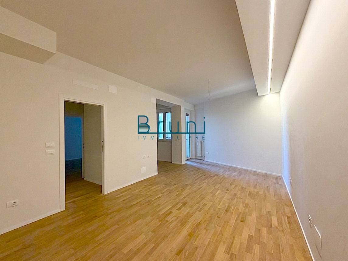 Appartamento in vendita a San Benedetto del Tronto, Centrale sud