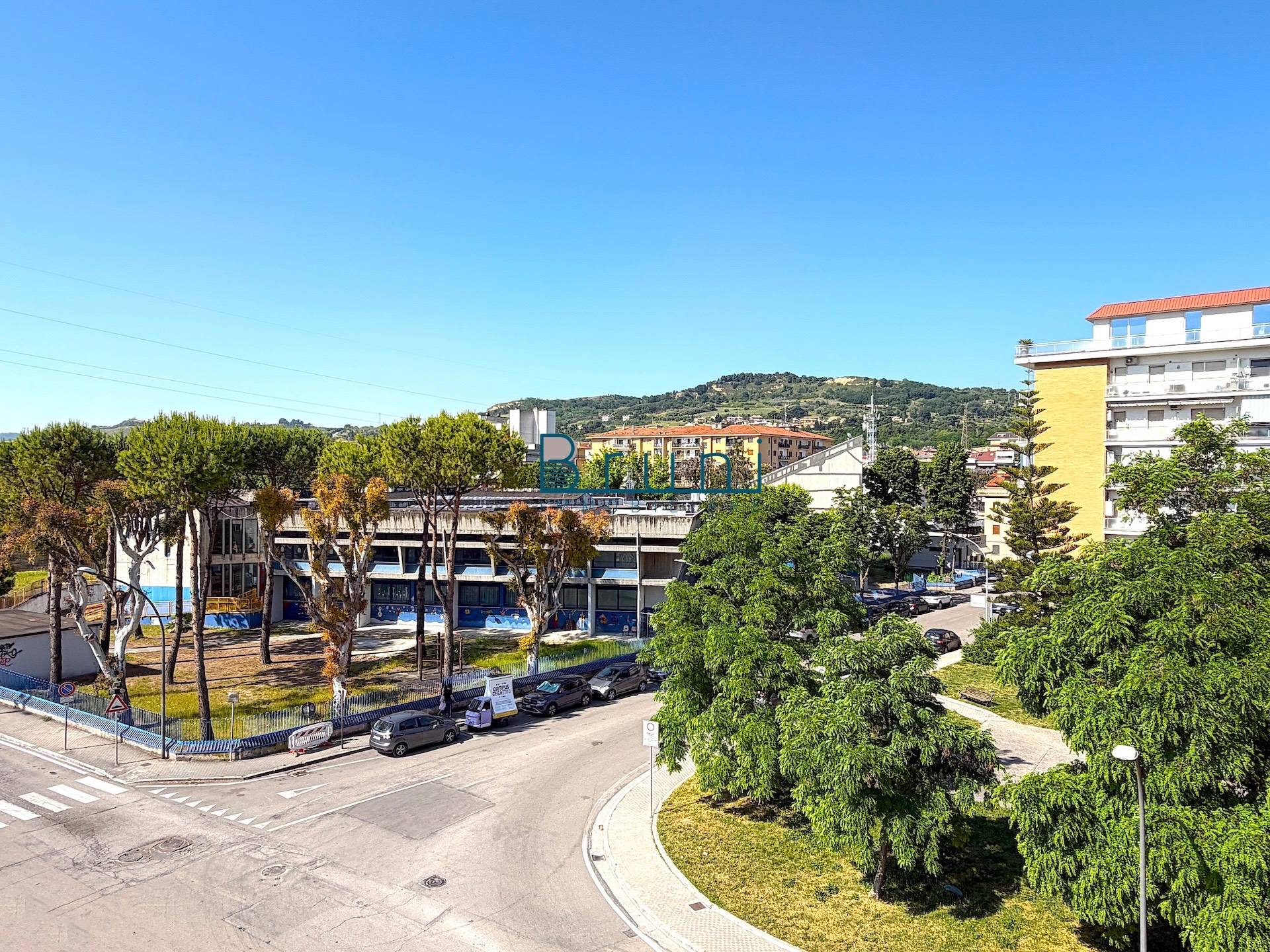 Appartamento in vendita a San Benedetto del Tronto, Centrale sud