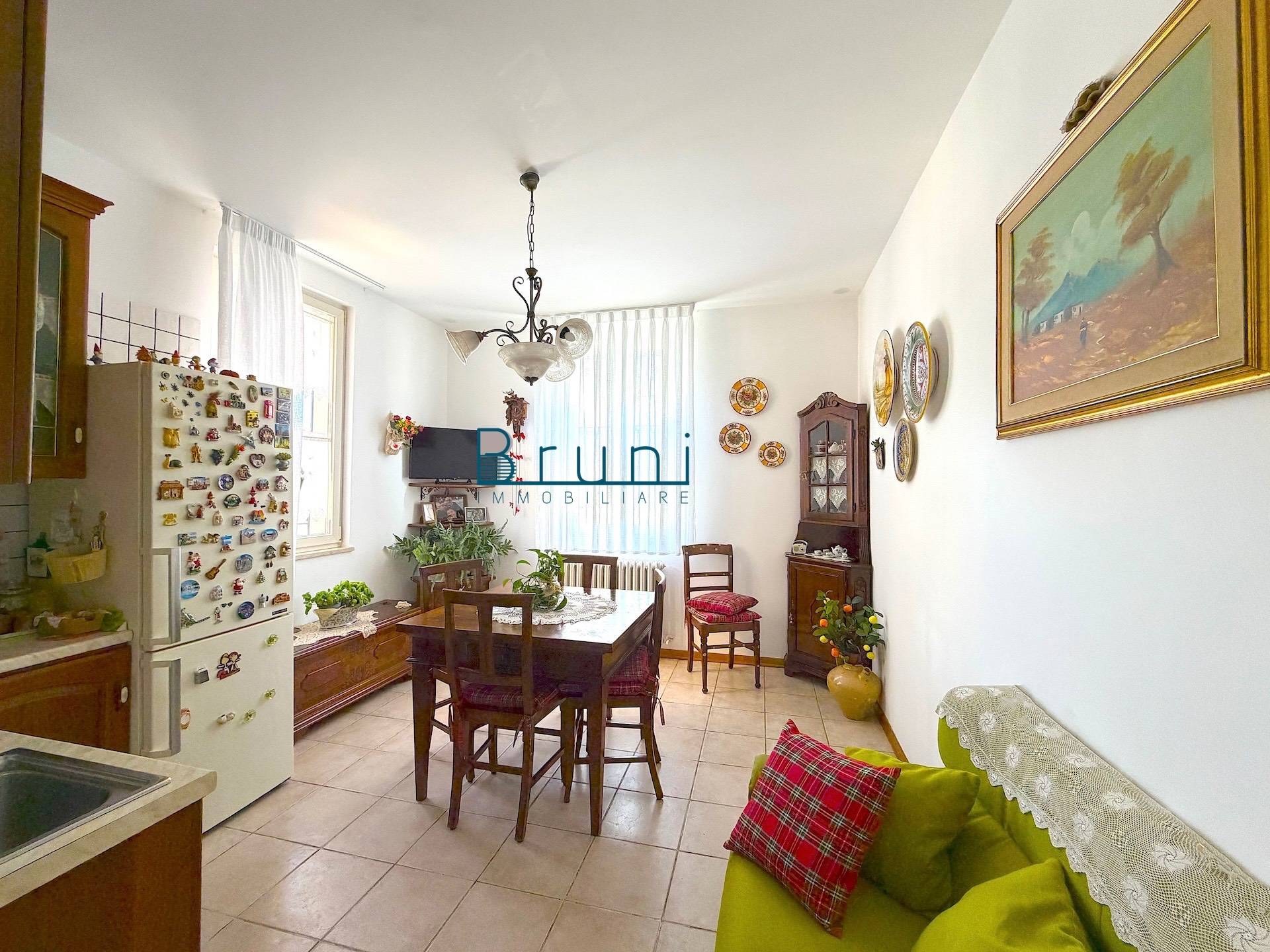 Appartamento in vendita a San Benedetto del Tronto, Zona Ponterotto