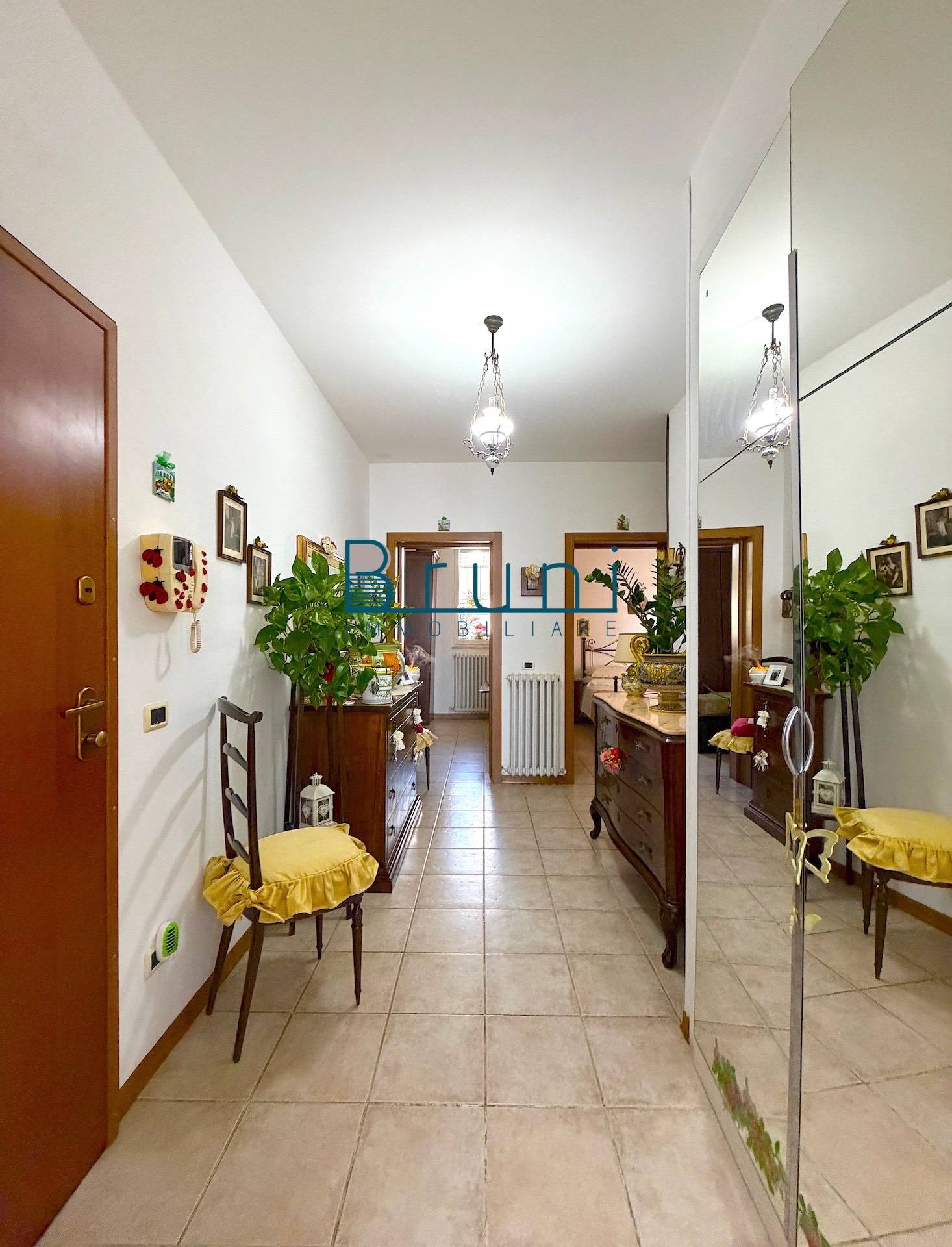 Appartamento in vendita a San Benedetto del Tronto, Zona Ponterotto