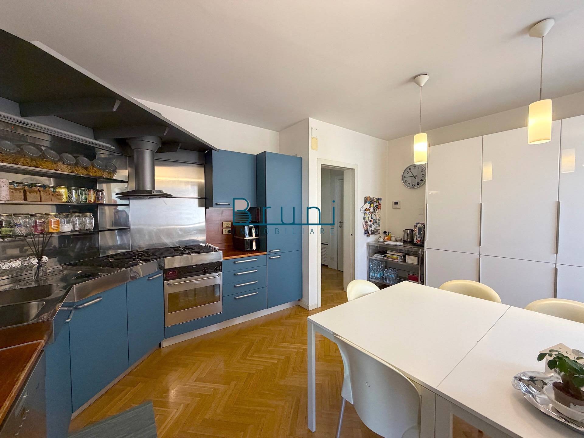 Appartamento in vendita a San Benedetto del Tronto, Centralissima