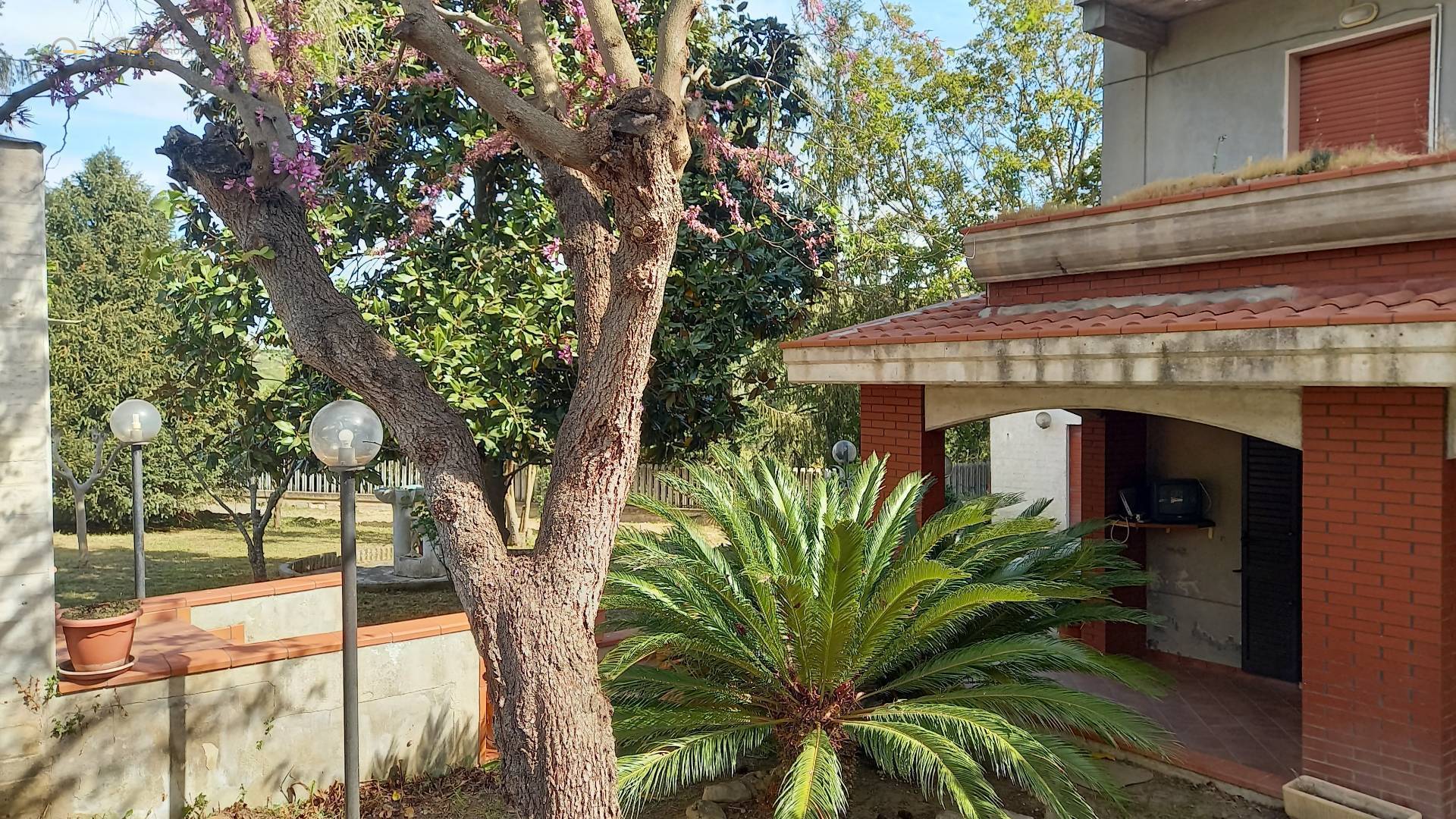 Villa con terrazzo a Castel di Lama