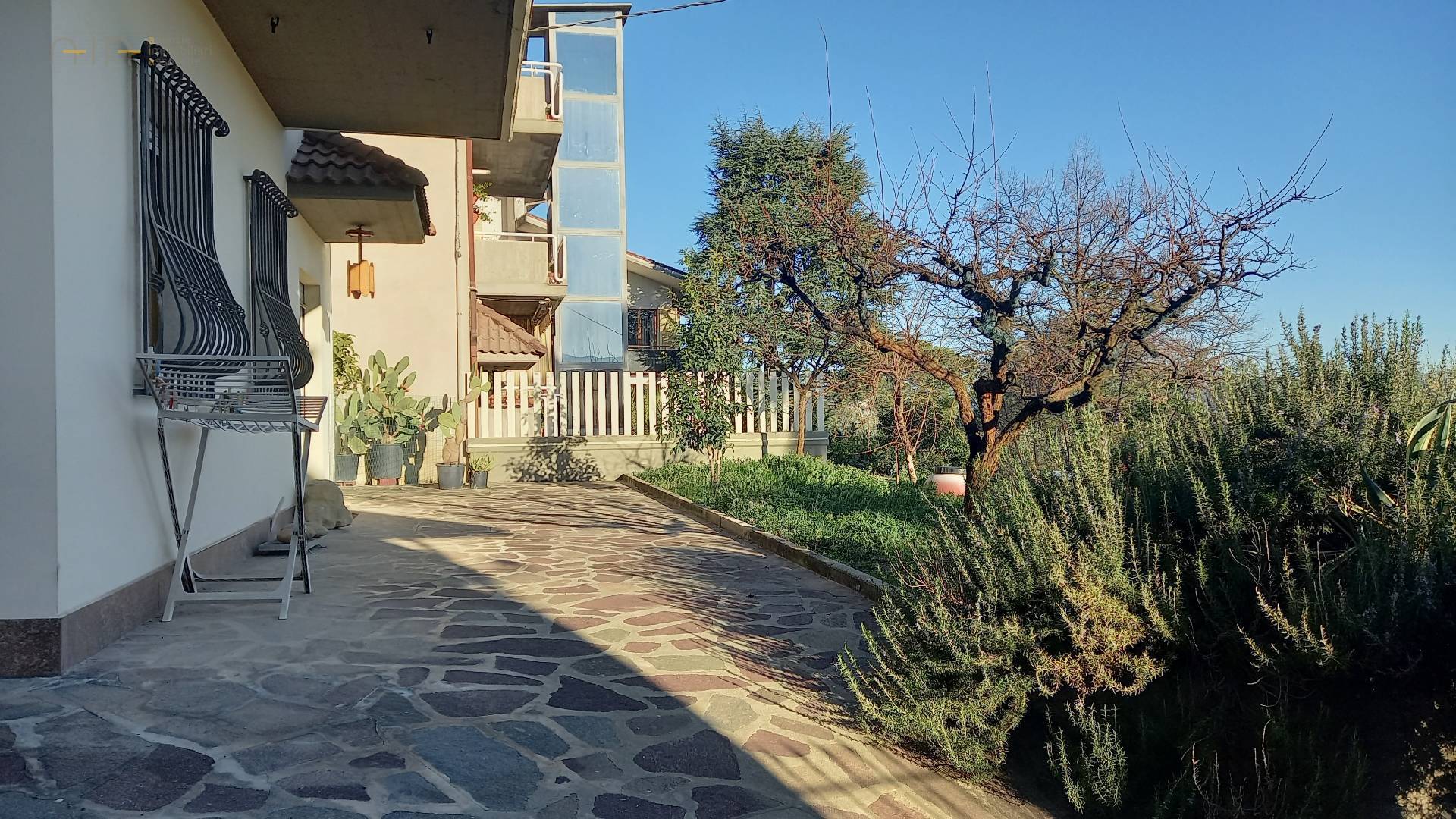 Villino a schiera / bifamiliare in vendita a Colli del Tronto, Collinare