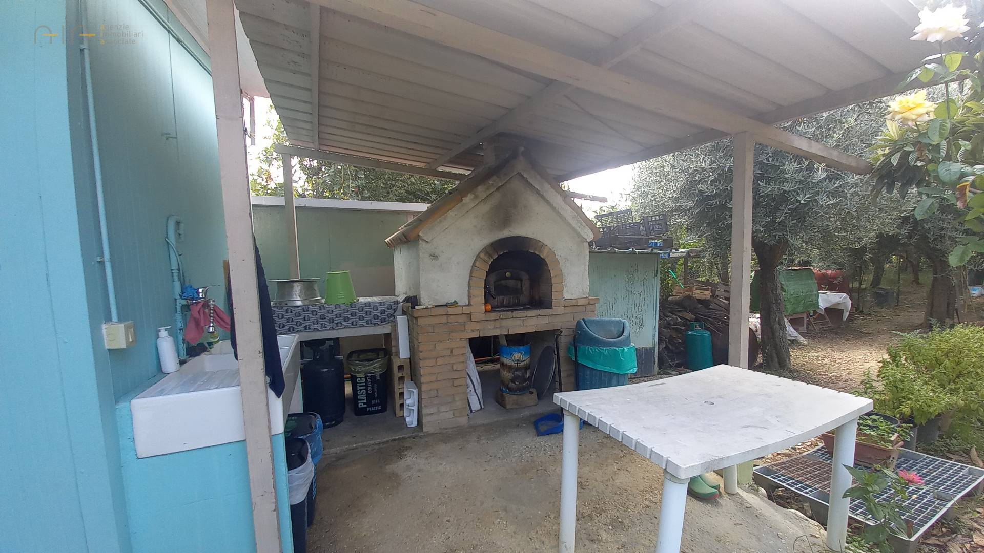 Terreno Agricolo (con / Senza Piccolo Prefabbricato) in vendita a Colli del Tronto, Zona Salaria