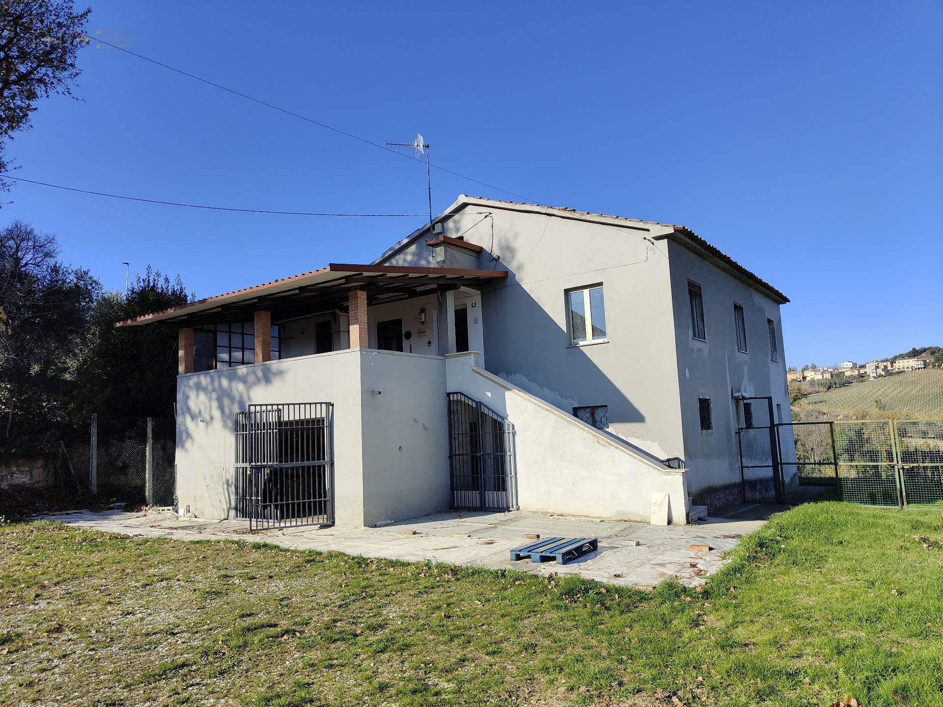 Casale Colonico Rustico in vendita a Spinetoli, Collinare