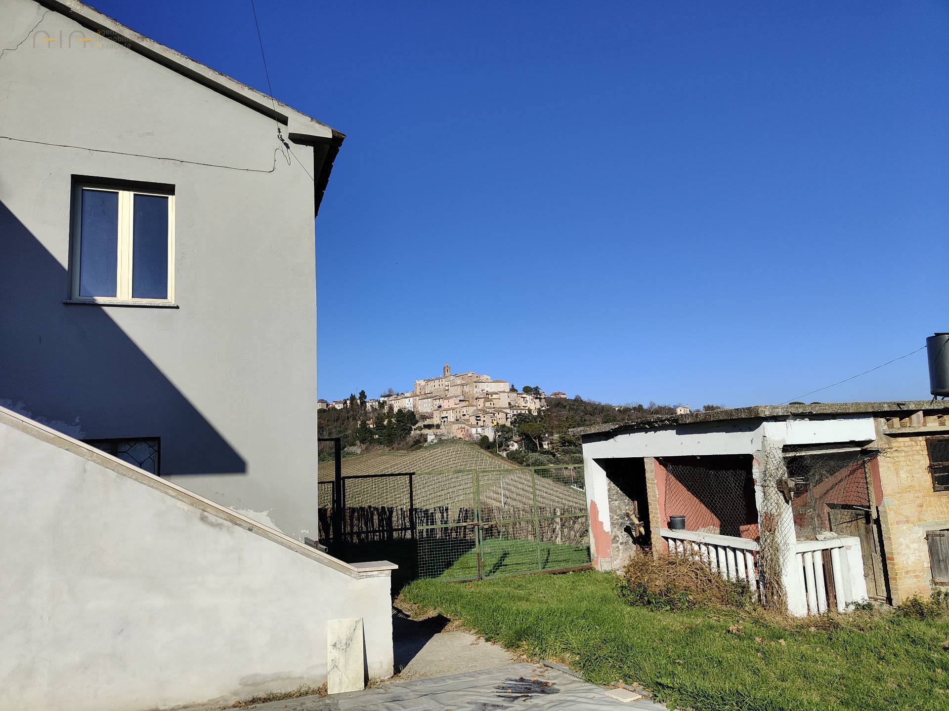 Casale Colonico Rustico in vendita a Spinetoli, Collinare