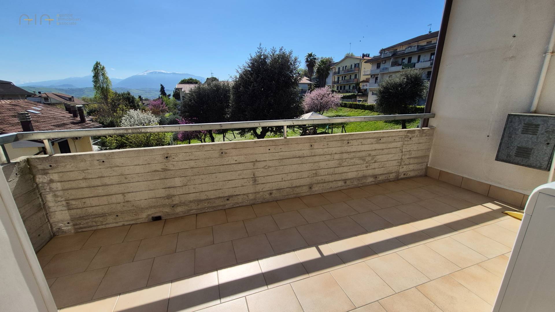 Appartamento in vendita a Colli del Tronto, Collinare