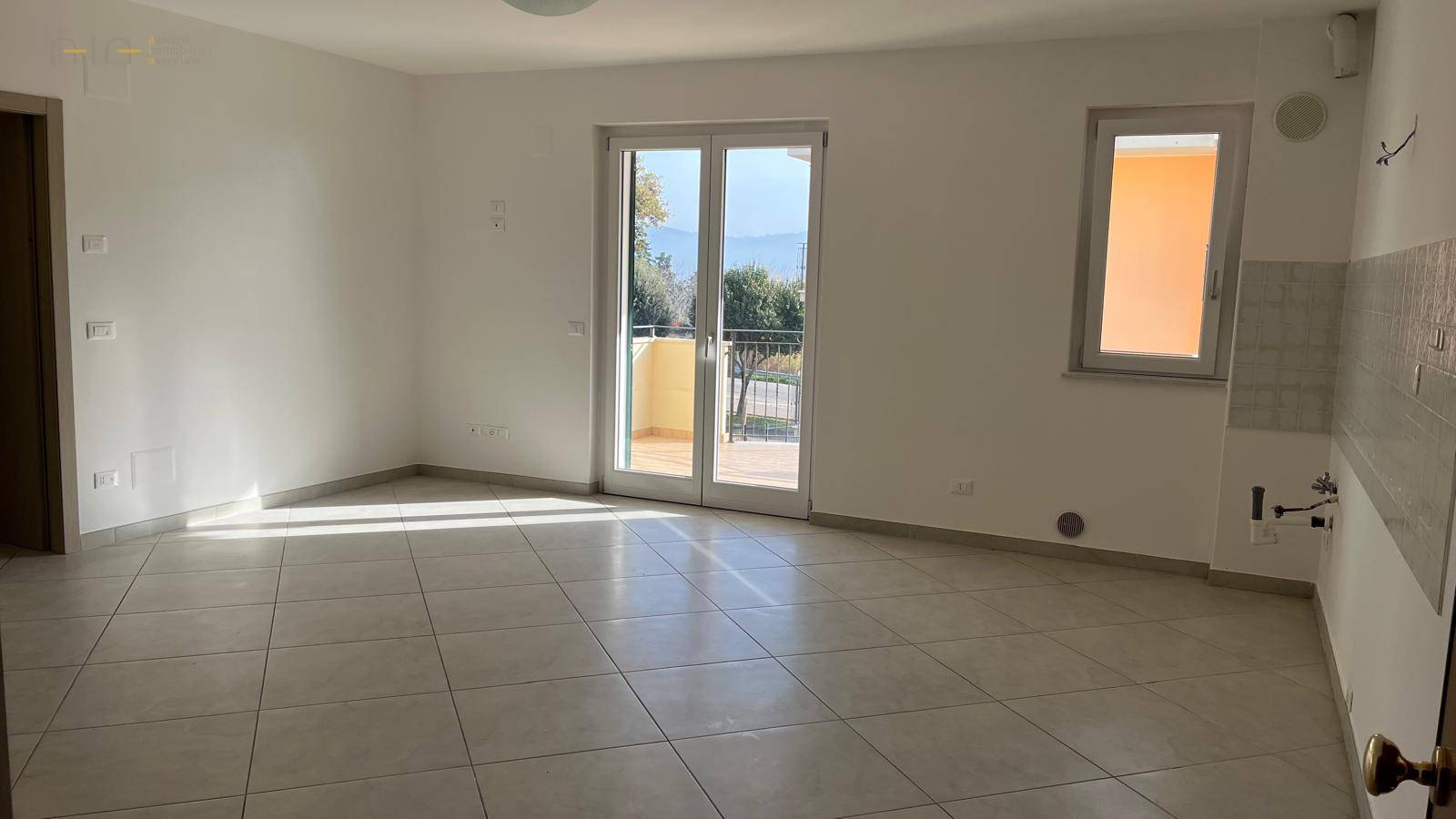 Appartamento in affitto a Colli del Tronto, Zona Salaria