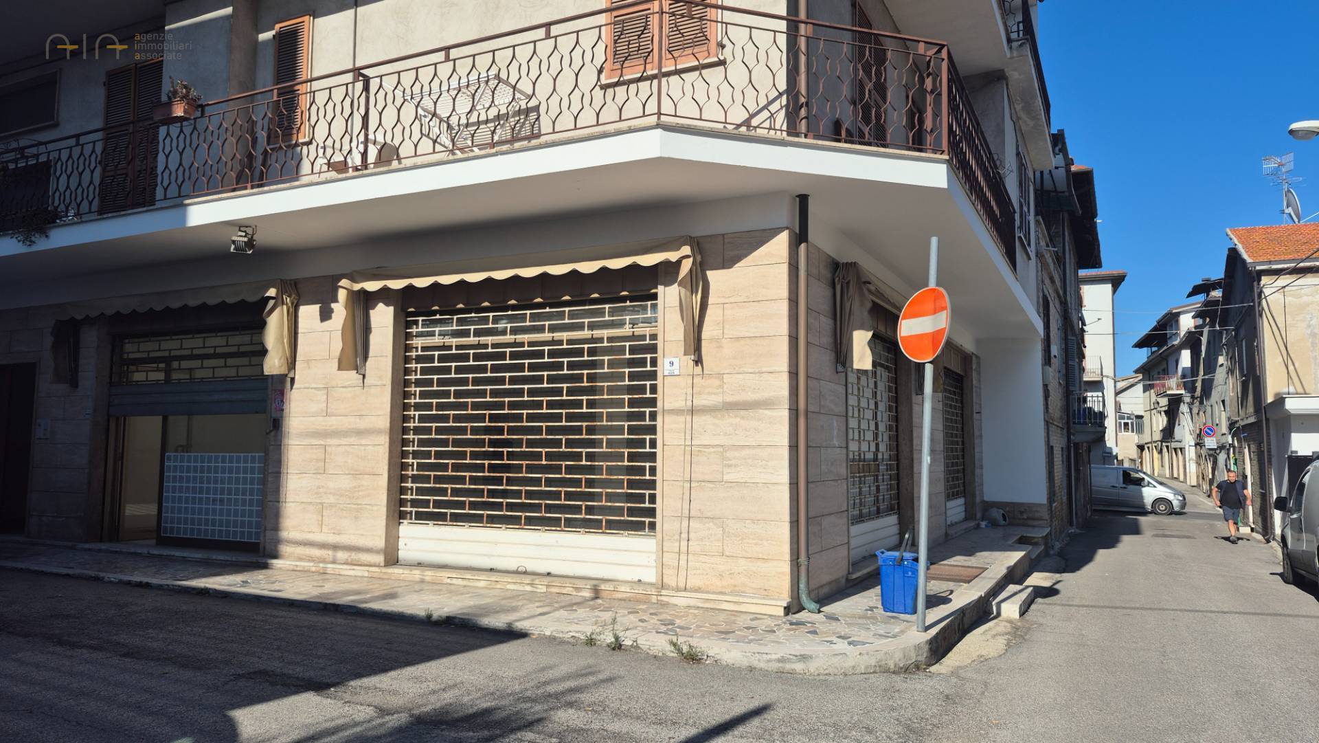 Locale Commerciale in affitto a Spinetoli, Pagliare del Tronto
