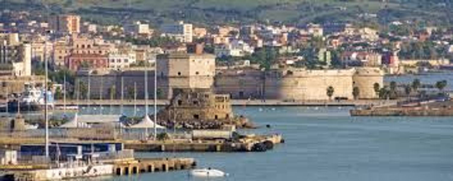 Trilocale in affitto in via monte grappa 0, Civitavecchia