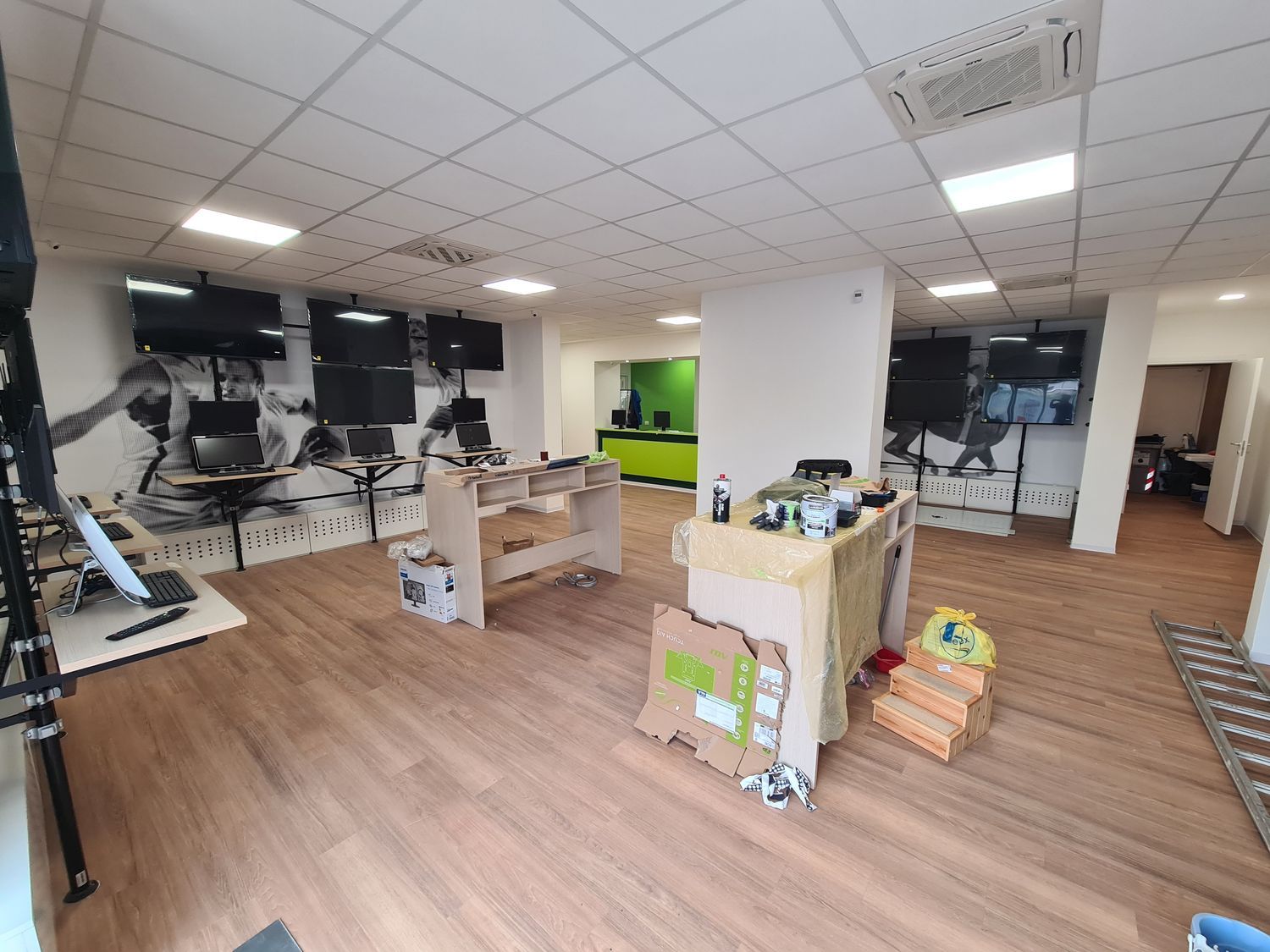 Locale commerciale in vendita in via del pesce luna 0, Fiumicino