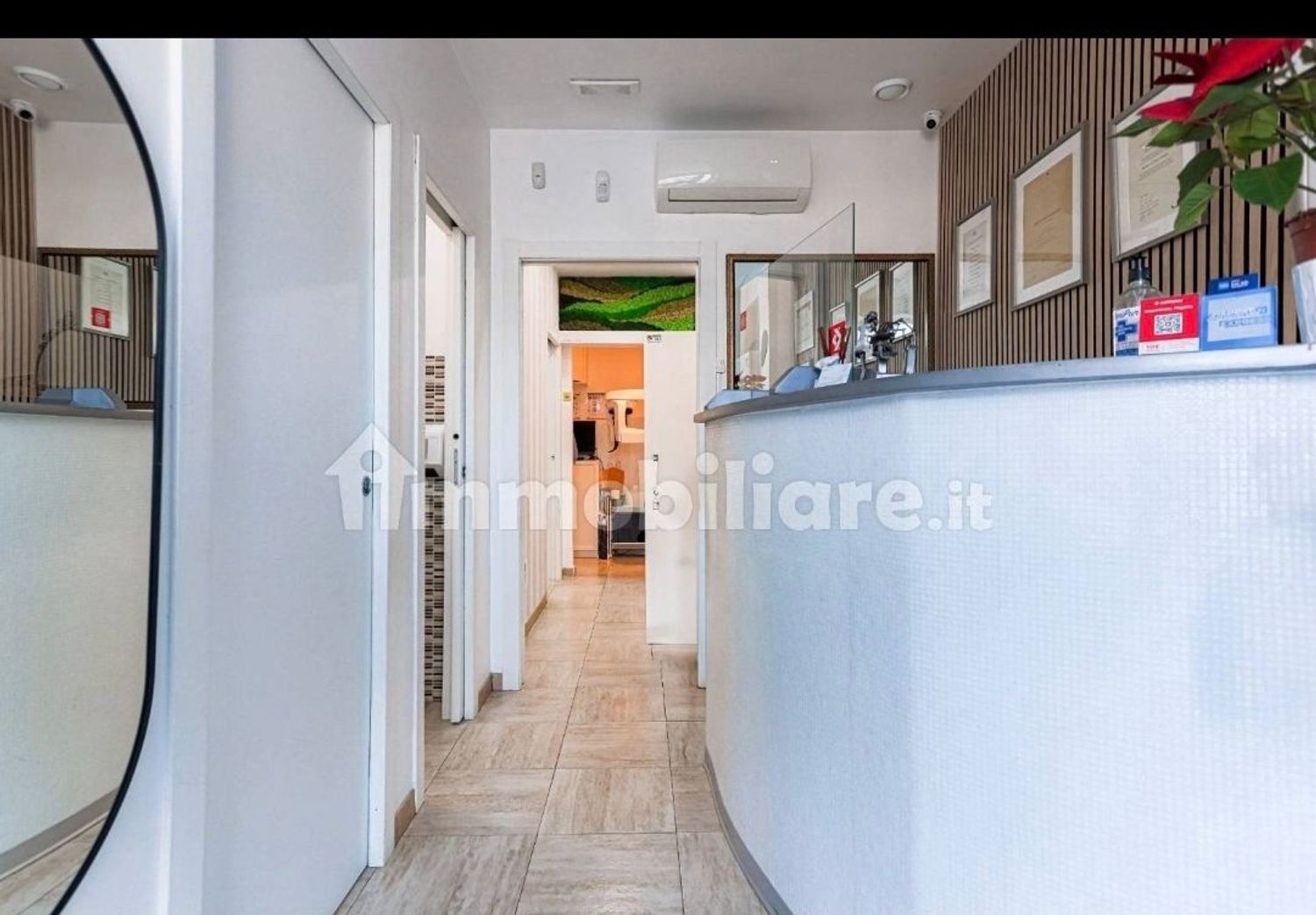 Locale commerciale in vendita in via nino taranto 0, Roma