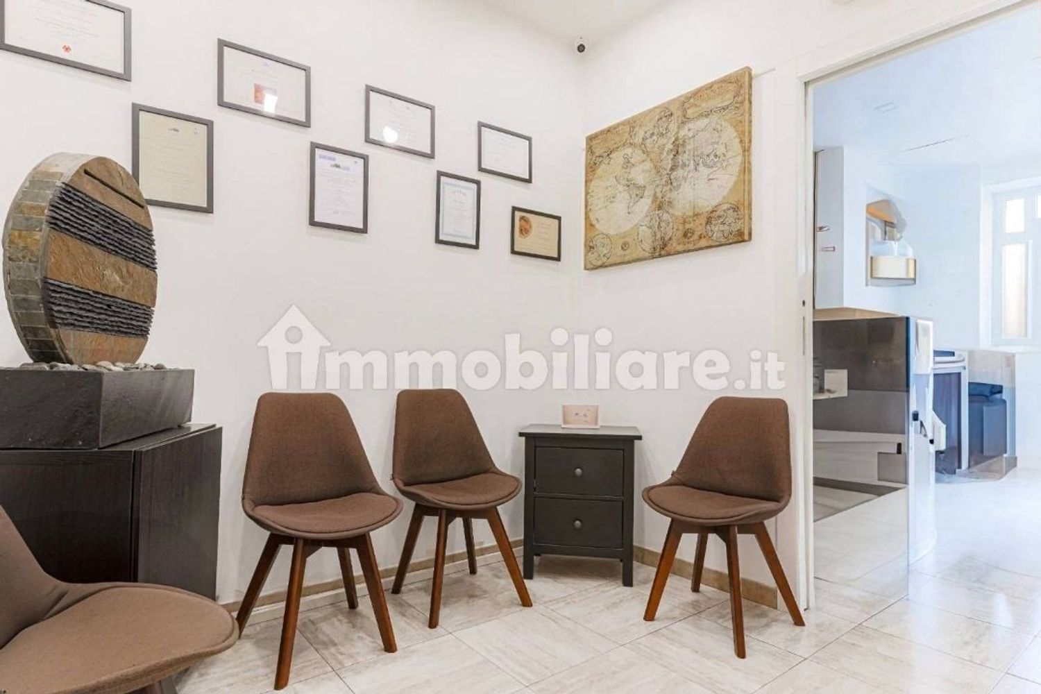 Locale commerciale in vendita in via nino taranto 0, Roma