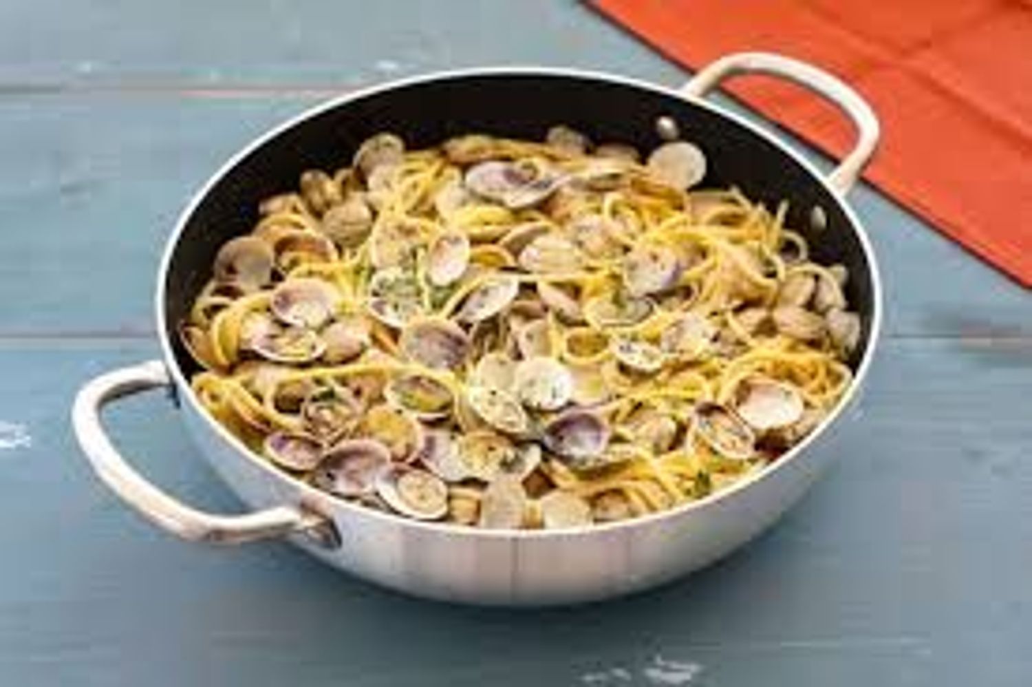 Locale commerciale vista mare in via del faro 0, Fiumicino