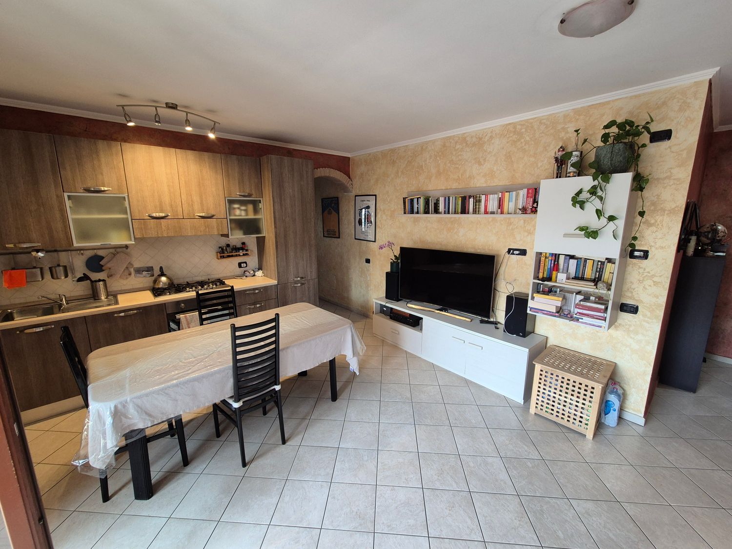 Bilocale in vendita in via giulio romano 135, Fiumicino