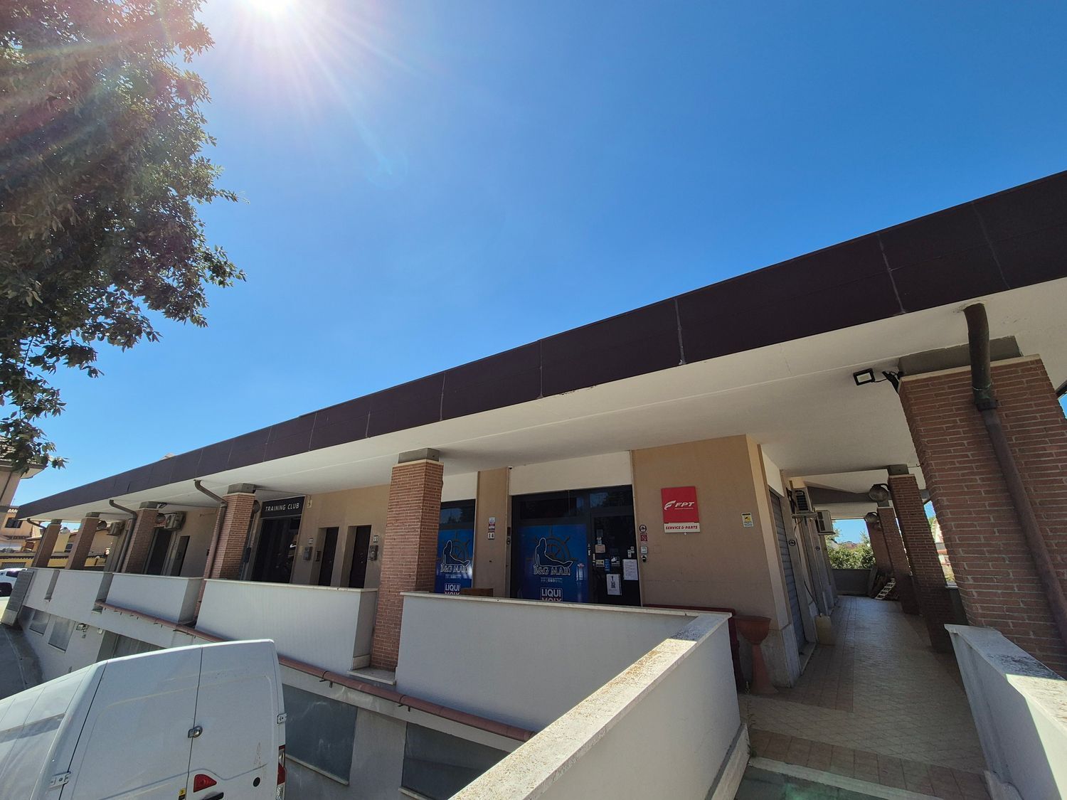 Locale commerciale in vendita in via benvenuto volpato 0, Fiumicino